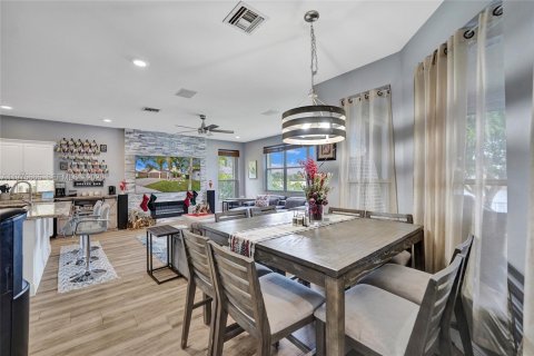 Casa en alquiler en Miramar, Florida, 5 dormitorios, 281.87 m2 № 2042760 - foto 13