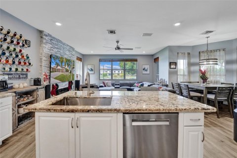 Casa en alquiler en Miramar, Florida, 5 dormitorios, 281.87 m2 № 2042760 - foto 19