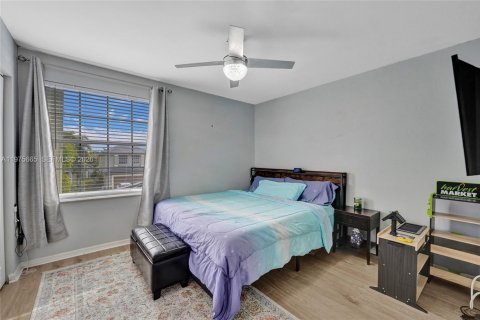 Casa en alquiler en Miramar, Florida, 5 dormitorios, 281.87 m2 № 2042760 - foto 25