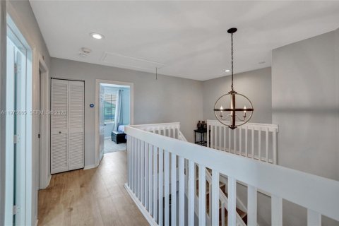 Casa en alquiler en Miramar, Florida, 5 dormitorios, 281.87 m2 № 2042760 - foto 23