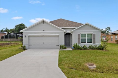 House in Kissimmee, Florida 4 bedrooms, 169.83 sq.m. № 1833523 - photo 1