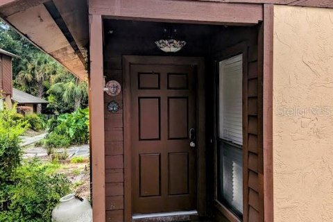 Condo in Apopka, Florida, 2 bedrooms № 2150357