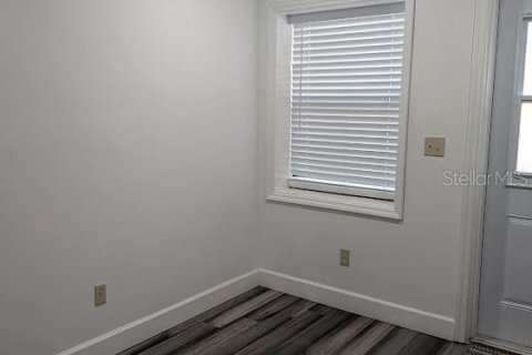 Condo in Apopka, Florida, 2 bedrooms № 2150357 - photo 14