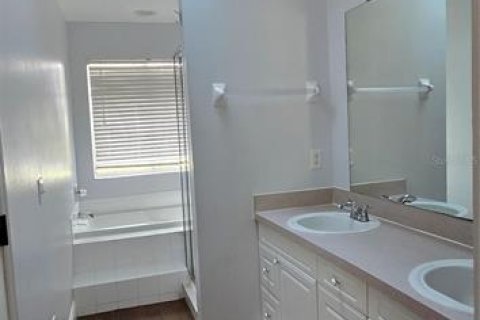 Снять в аренду таунхаус в Дэвенпорт, Флорида 6 комнат, 134.52м2, № 1906856 - фото 17