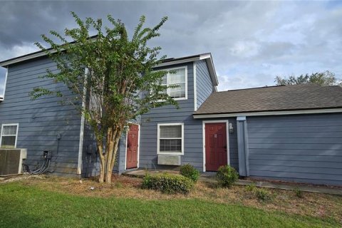 Снять в аренду таунхаус в Дэвенпорт, Флорида 6 комнат, 134.52м2, № 1906856 - фото 3