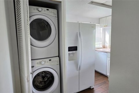 Снять в аренду таунхаус в Дэвенпорт, Флорида 6 комнат, 134.52м2, № 1906856 - фото 9