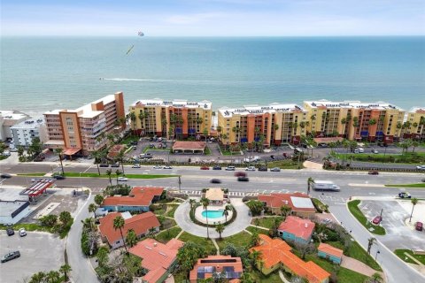 Купить виллу или дом в Норт-Редингтон-Бич, Флорида 7 комнат, 94.2м2, № 1843066 - фото 4
