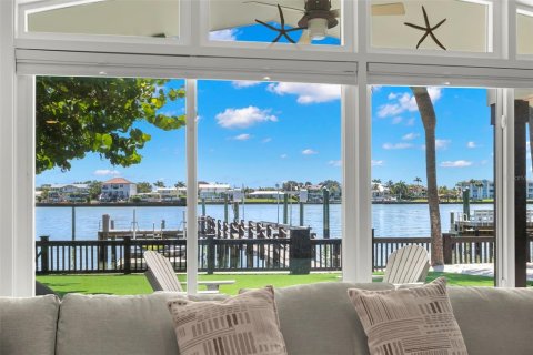 Casa en alquiler en Clearwater, Florida, 3 dormitorios, 192.12 m2 № 1916819 - foto 20