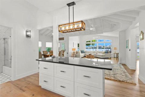 Casa en alquiler en Clearwater, Florida, 3 dormitorios, 192.12 m2 № 1916819 - foto 16