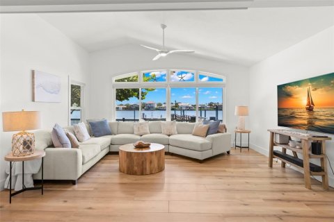 Casa en alquiler en Clearwater, Florida, 3 dormitorios, 192.12 m2 № 1916819 - foto 18