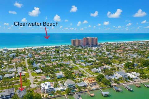 Casa en alquiler en Clearwater, Florida, 3 dormitorios, 192.12 m2 № 1916819 - foto 1