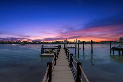 Casa en alquiler en Clearwater, Florida, 3 dormitorios, 192.12 m2 № 1916819 - foto 3