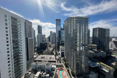 Condominio en alquiler en Miami, Florida, 1 dormitorio, 98.29 m2 № 1999825 - foto 26