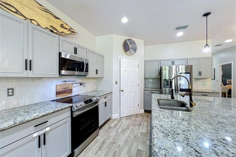 Villa ou maison à vendre à Eustis, Floride: 3 chambres, 179.39 m2 № 2312793 - photo 27