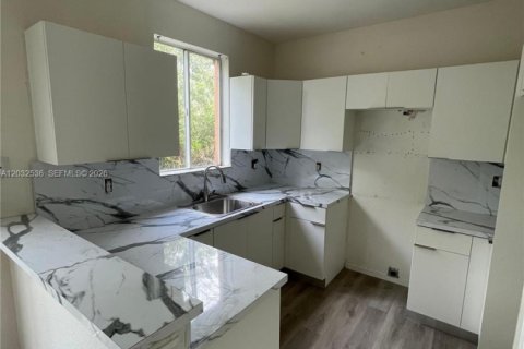 Condominio en alquiler en Homestead, Florida, 3 dormitorios, 132.2 m2 № 2077964 - foto 5
