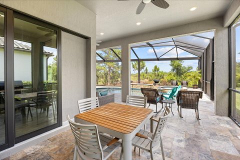 House in Port St. Lucie, Florida 3 bedrooms, 200.02 sq.m. № 2191052 - photo 12