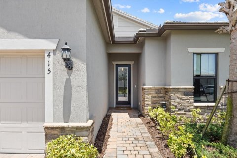 House in Port St. Lucie, Florida 3 bedrooms, 200.02 sq.m. № 2191052 - photo 3