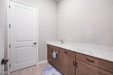 House in Port St. Lucie, Florida 3 bedrooms, 200.02 sq.m. № 2191052 - photo 29