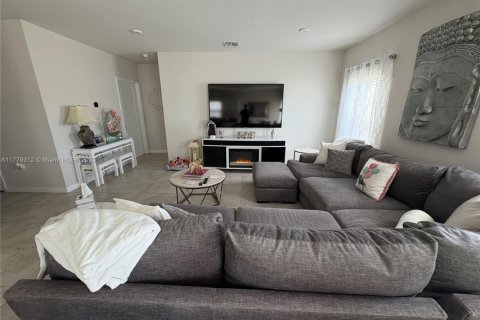 Villa ou maison à vendre à St. Lucie, Floride: 3 chambres, 128.02 m2 № 1709154 - photo 9