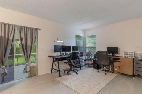 House in Orlando, Florida 3 bedrooms, 117.43 sq.m. № 1801528 - photo 11
