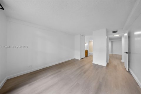 Appartement à louer à Lauderhill, Floride: 1 chambre, 74.32 m2 № 2010867 - photo 16