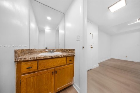 Appartement à louer à Lauderhill, Floride: 1 chambre, 74.32 m2 № 2010867 - photo 14