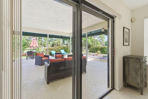 Villa ou maison à louer à Lake Worth, Floride: 4 chambres, 236.53 m2 № 2146993 - photo 8
