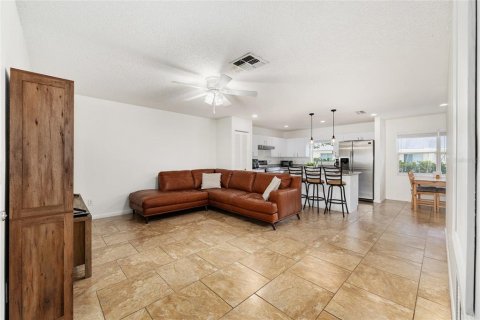 House in Ocala, Florida 2 bedrooms, 131.18 sq.m. № 2148911 - photo 15