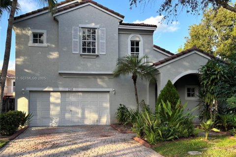 Casa en venta en Pembroke Pines, Florida, 3 dormitorios, 165.37 m2 № 1993242 - foto 1