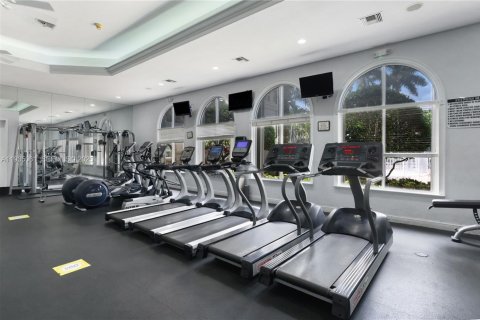 Casa en venta en Pembroke Pines, Florida, 3 dormitorios, 165.37 m2 № 1993242 - foto 18