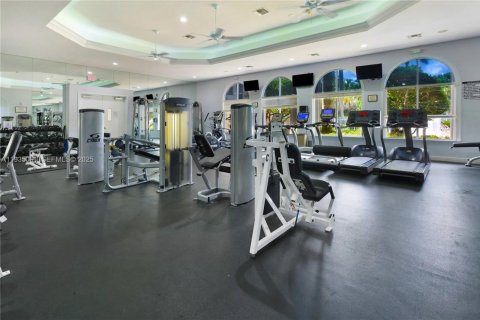 Casa en venta en Pembroke Pines, Florida, 3 dormitorios, 165.37 m2 № 1993242 - foto 20