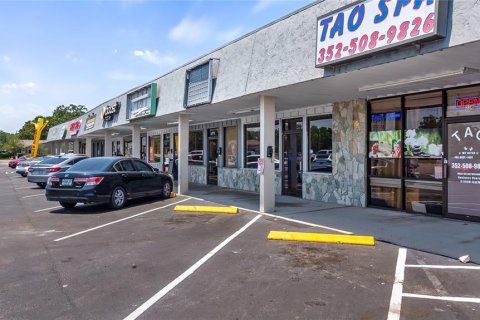 Propiedad comercial en alquiler en Tavares, Florida, 111.48 m2 № 1520152 - foto 13