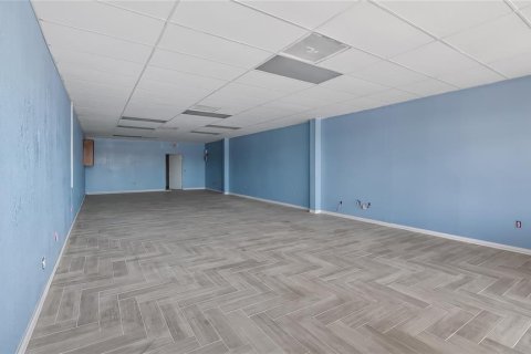 Commercial property in Tavares, Florida 111.48 sq.m. № 1520152 - photo 2