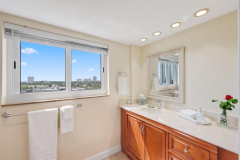 Condominio en venta en Fort Lauderdale, Florida, 3 dormitorios, 181.16 m2 № 2181579 - foto 27