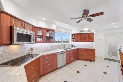 Condominio en venta en Fort Lauderdale, Florida, 3 dormitorios, 181.16 m2 № 2181579 - foto 15
