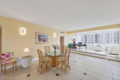 Condominio en venta en Fort Lauderdale, Florida, 3 dormitorios, 181.16 m2 № 2181579 - foto 11