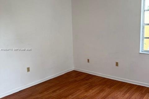 Condo in Miami, Florida, 2 bedrooms № 2170547 - photo 10