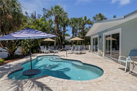 Casa en venta en Anna Maria, Florida, 4 dormitorios, 152.36 m2 № 2147982 - foto 2