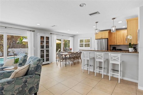 Casa en venta en Anna Maria, Florida, 4 dormitorios, 152.36 m2 № 2147982 - foto 7