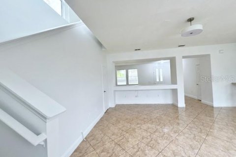 House in Kissimmee, Florida 4 bedrooms, 237.92 sq.m. № 2235477 - photo 23