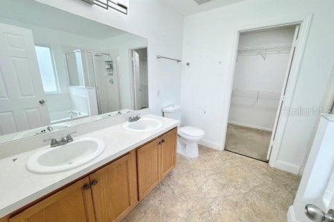 House in Kissimmee, Florida 4 bedrooms, 237.92 sq.m. № 2235477 - photo 20