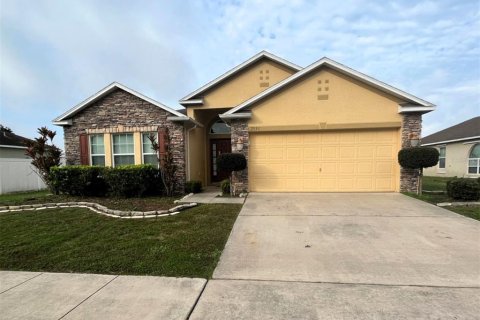 House in Kissimmee, Florida 4 bedrooms, 174.1 sq.m. № 1908436 - photo 1
