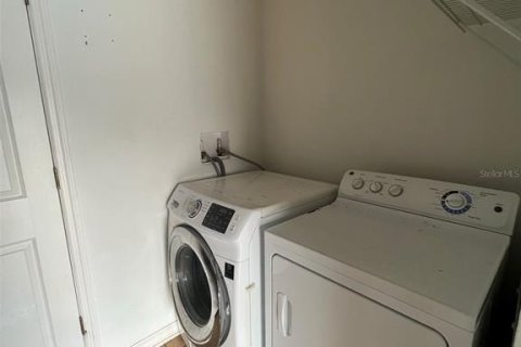 House in Kissimmee, Florida 4 bedrooms, 174.1 sq.m. № 1908436 - photo 22