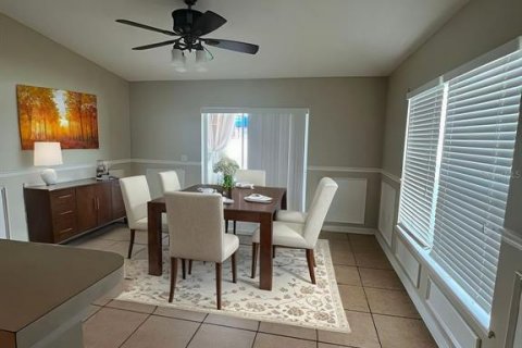 House in Kissimmee, Florida 4 bedrooms, 174.1 sq.m. № 1908436 - photo 6