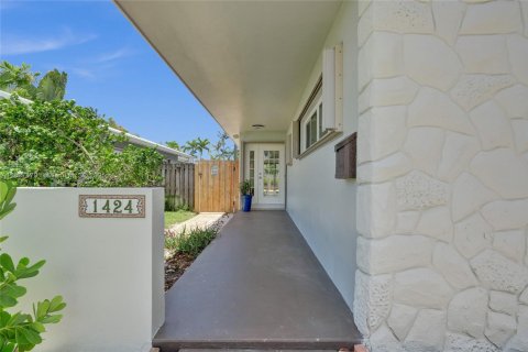 Casa en venta en Hollywood, Florida, 2 dormitorios, 126.53 m2 № 1799092 - foto 1