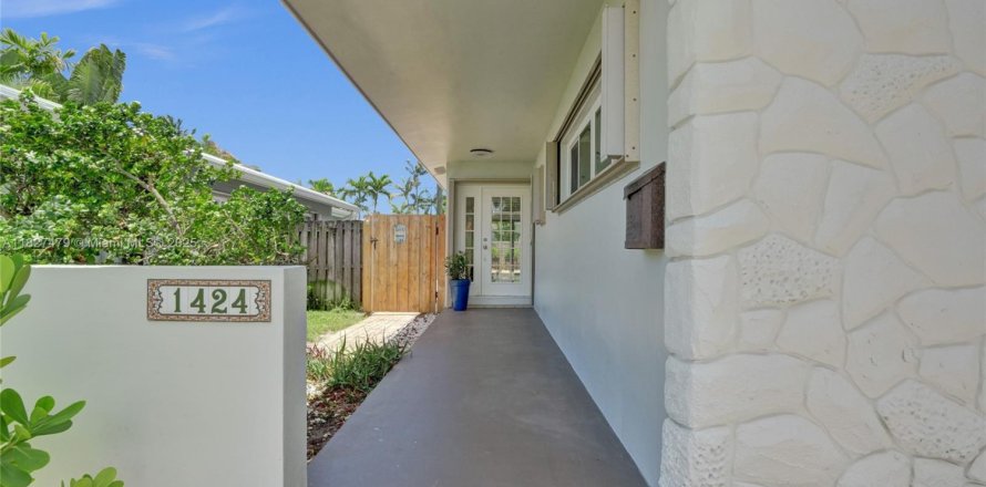 Casa en Hollywood, Florida 2 dormitorios, 126.53 m2 № 1799092