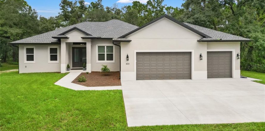 House in Venice, Florida 3 bedrooms, 191.01 sq.m. № 2396375