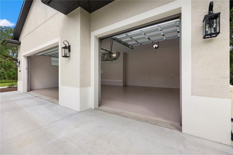 House in Venice, Florida 3 bedrooms, 191.01 sq.m. № 2396375 - photo 8