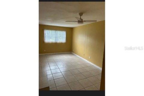Villa ou maison à louer à Tampa, Floride: 3 chambres, 112.97 m2 № 2432631 - photo 5