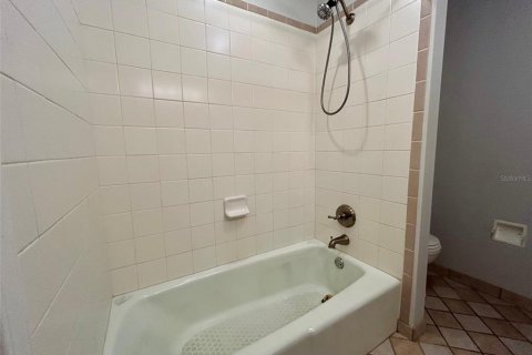Adosado en alquiler en Winter Haven, Florida, 3 dormitorios, 147.16 m2 № 1915488 - foto 14